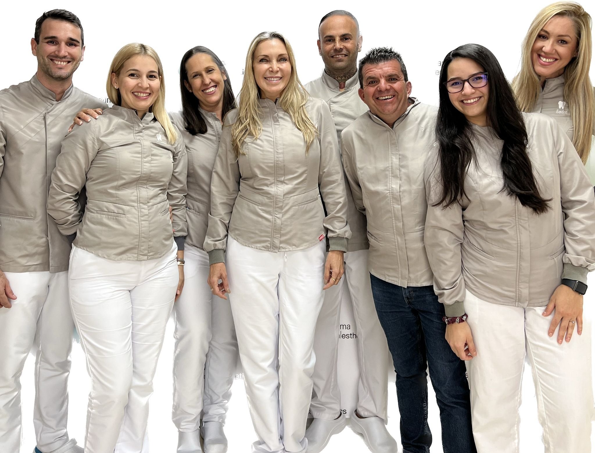 El equipo completo de Maritima Dental & Esthetics